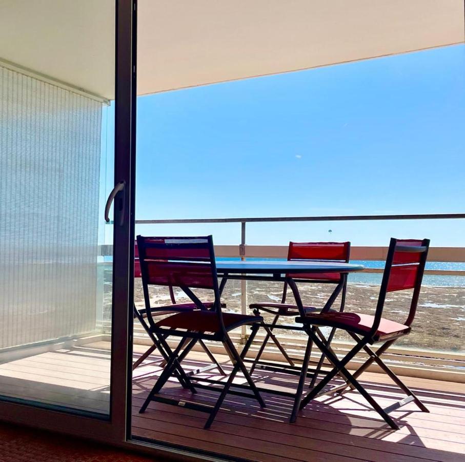 Large Studio Direct Access To The Beach Pornichet Esterno foto