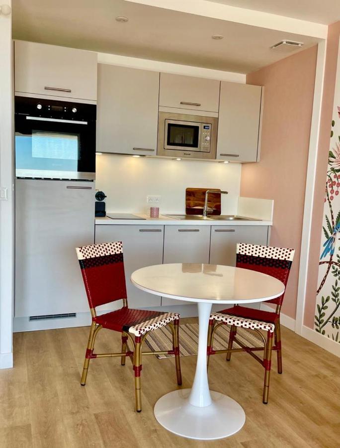 Large Studio Direct Access To The Beach Pornichet Esterno foto